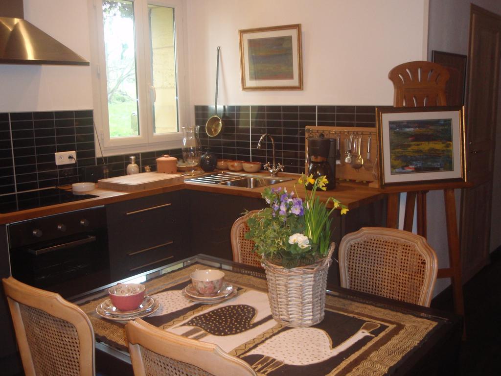 Domaine Mongiron Hotel Nerigean Bagian luar foto