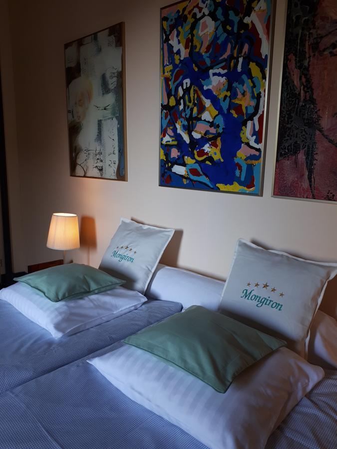 Domaine Mongiron Hotel Nerigean Bagian luar foto