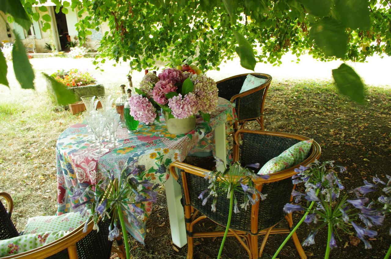 Domaine Mongiron Hotel Nerigean Bagian luar foto